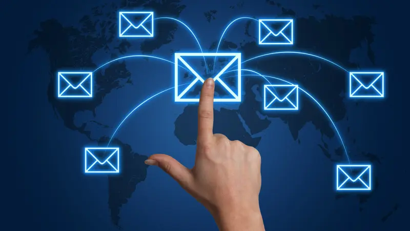 Inbox Insights: Unveiling the Features of Top Email Services”